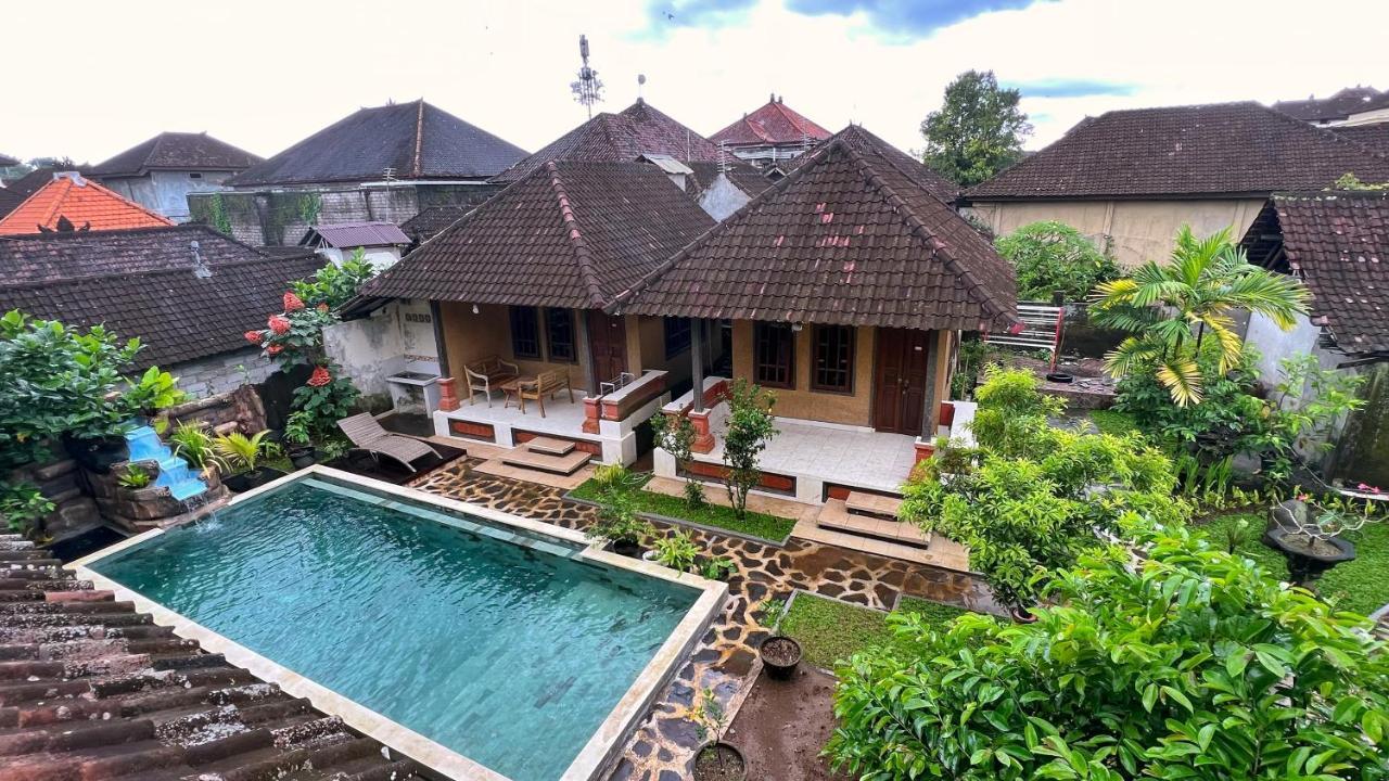 Gusti Home Stay Ubud Extérieur photo