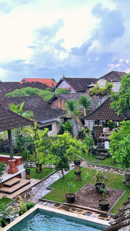 Gusti Home Stay Ubud Extérieur photo