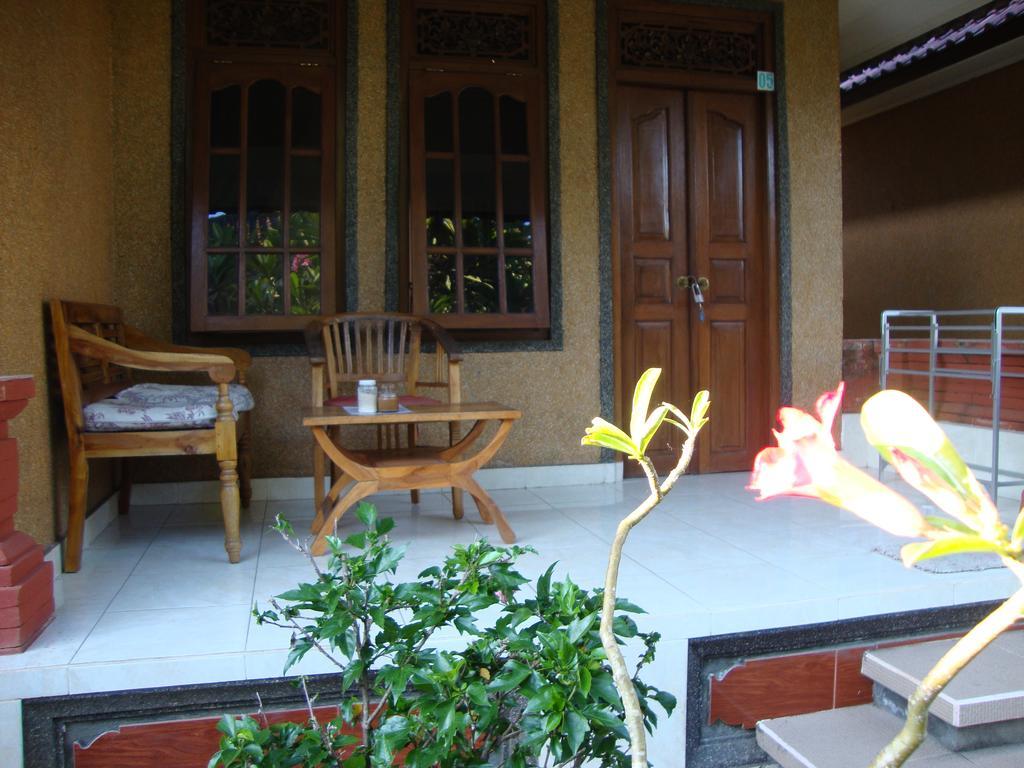 Gusti Home Stay Ubud Extérieur photo
